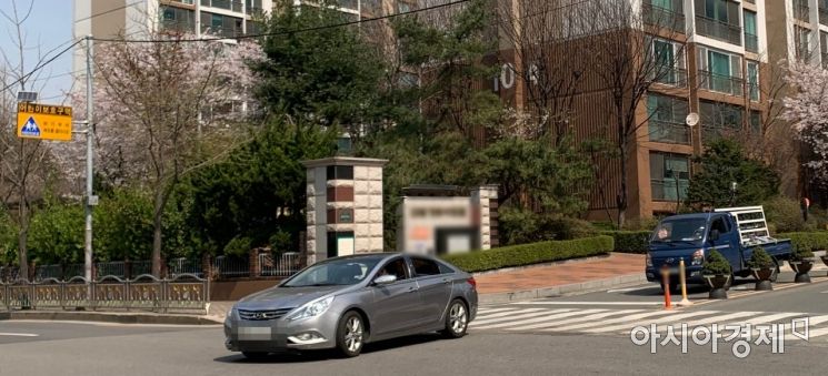 "차 밀고 가라는 거냐" '민식이 법' 여파…스쿨존 인근 거주자들 '불안감'