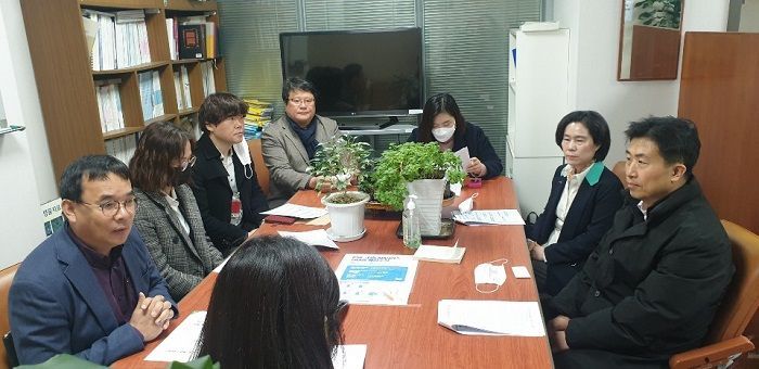 대한민국 아동·청소년정책연대, 행복한 세상을 위한 ‘아동·청소년정책 공약과제’ 제안서 건네