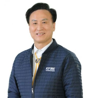 배동욱 소상공인연합회장은 12일 담화문을 내고 전국민 재난지원금을 소상공인 업소 등에서 사용해 달라고 호소했다. [사진=소상공인협회 제공]