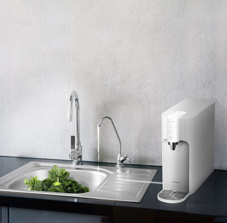 정수기의 진화…“전기분해 살균수로 집안 소독 척척”