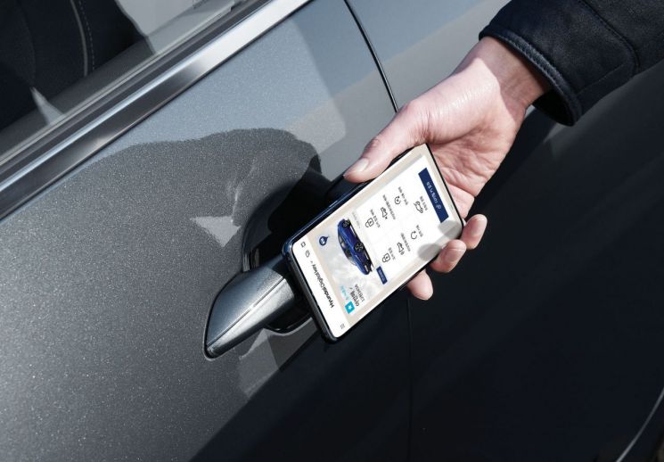 [타볼레오]'디자인·연비·가격' 삼박자 갖춘 아반떼, 국민차 재도전