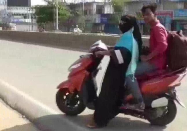 봉쇄령 속 혼자 스쿠터로 1400km 달린 인도여성..."아들 데리러" 