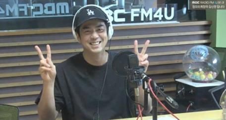 16일 방송된 MBC FM4U '정오의 희망곡 김신영입니다'에 출연한 배우 전석호/사진=MBC 보이는 라디오 캡처
