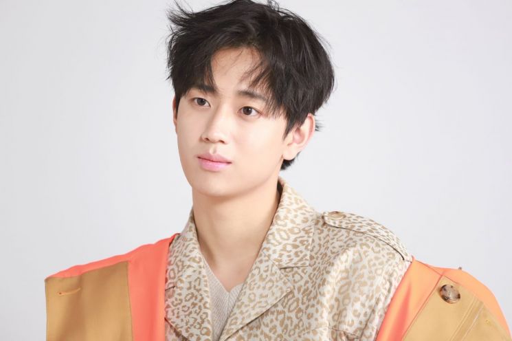 이앤티스토리 배우 신현승