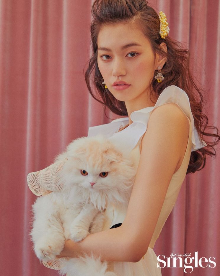 그룹 위키미키 멤버 겸 배우 김도연 화보