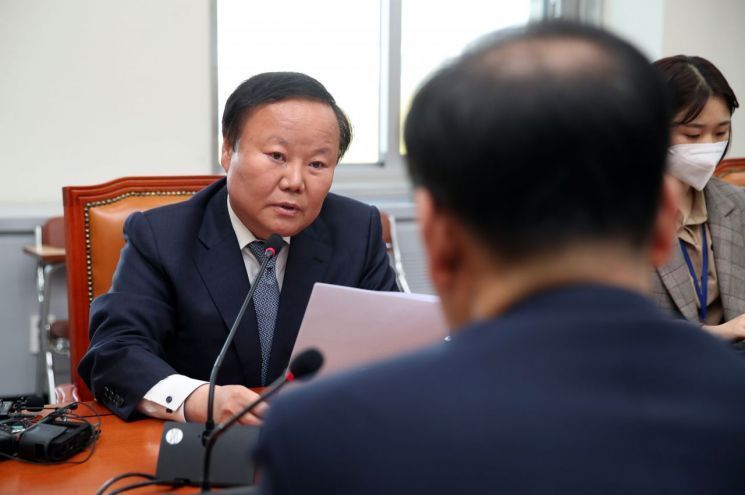 미래통합당 소속 김재원 국회 예산결산특별위원장[이미지출처=연합뉴스]