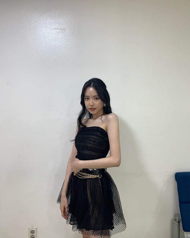 [포토] 손나은, 매혹적인 눈빛의 요정…"우리 팬들 최고"