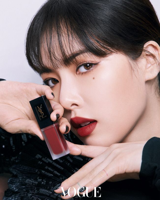 (화보)입생로랑 뷰티 '따뚜아쥬 꾸뛰르 벨벳 틴트' 212호