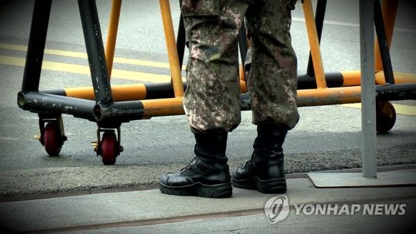 [단독]현역 육군 대위, 텔레그램 '로리방' 입장 파문