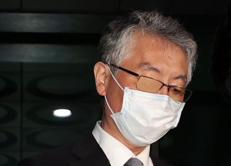 검찰, 신라젠 문은상 대표이사 구속 기소…"1918억 부당이득"