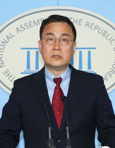 Choi Hyeong-doo (Changwon Masan Happo), a member of the Future Integration Party. [이미지출처=연합뉴스]