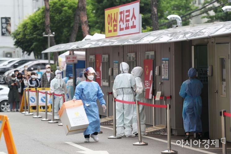 "완치 후 퇴원했다 다시 호흡곤란" … 80대 사망자 발생