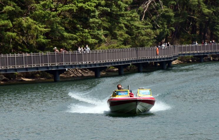 [조용준의 여행만리]신비ㆍ웅장ㆍ시간 여행, 한탄강 주상절리 '벼룻길'