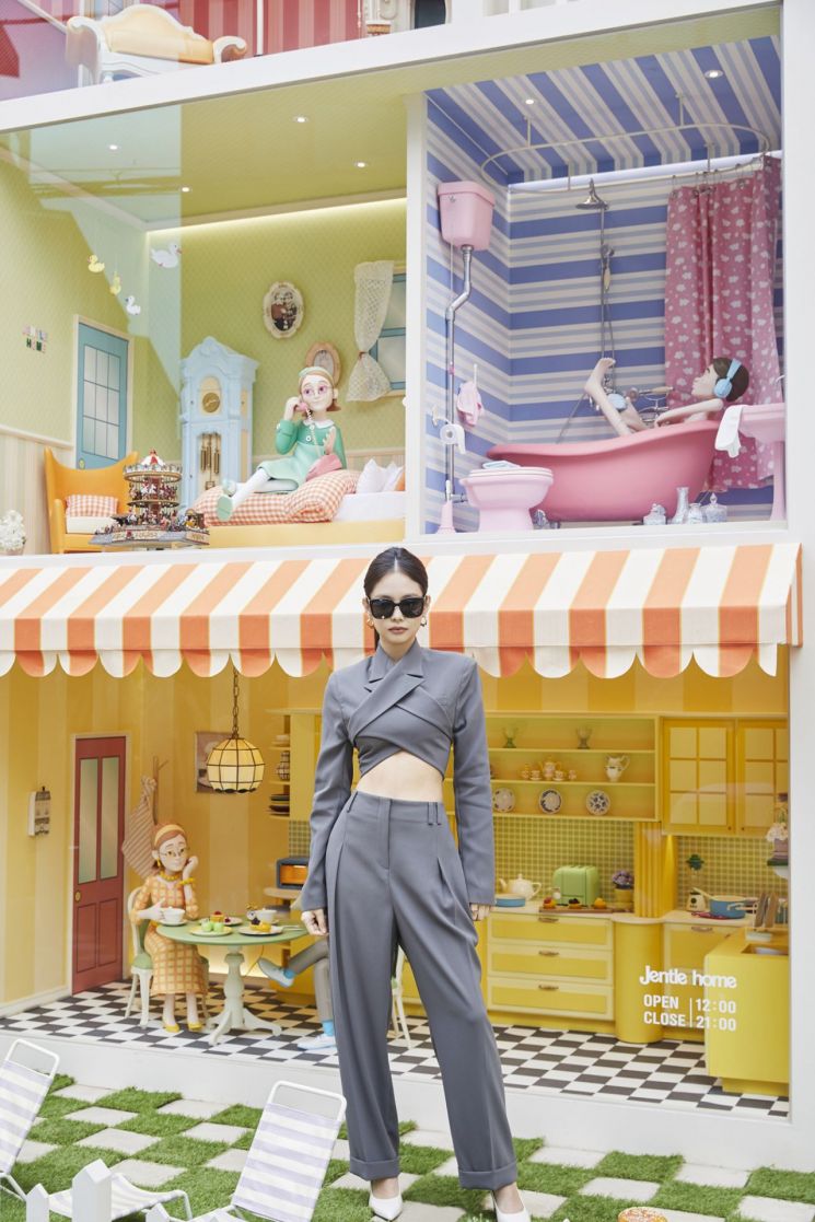 샤넬 #김고은 젠틀몬스터 #제니 일레란느 #자선바자회[핫스타일]