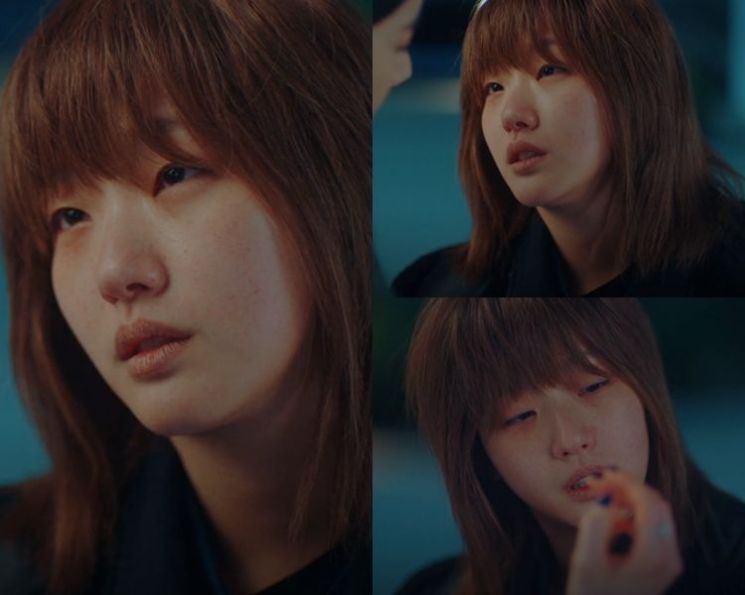 '더 킹: 영원의 군주'에서 루나 역을 연기하는 김고은