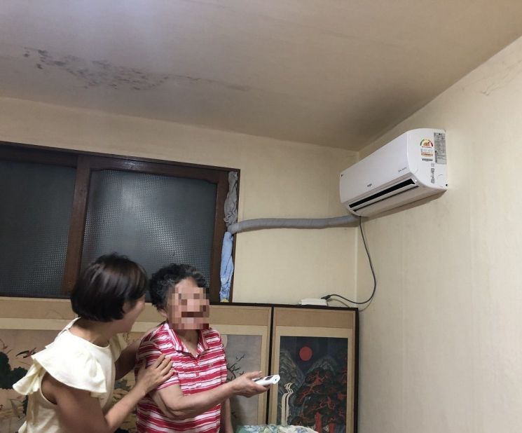 취약계층 대상 에어컨 설치.(사진=아시아경제 DB)