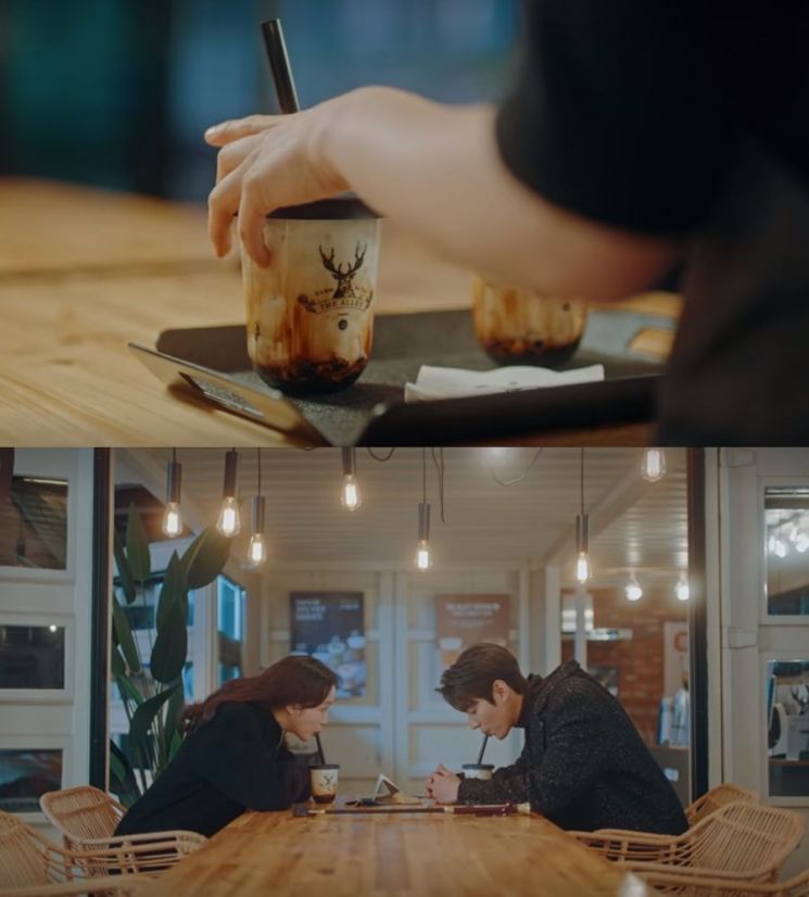 대한제국 황제도 푹 빠진 '더 킹' 반반 치킨·황실 커피