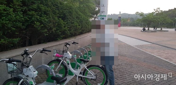 "따릉이 또 고장이네" 타이어 구멍에 브레이크 파손까지 시민들 '불편'