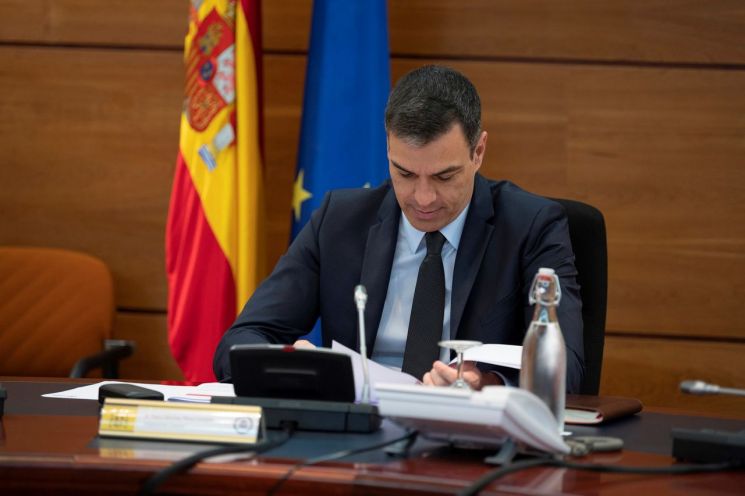 스페인, 열흘간 '코로나19' 희생자 공식 애도기간 선포 