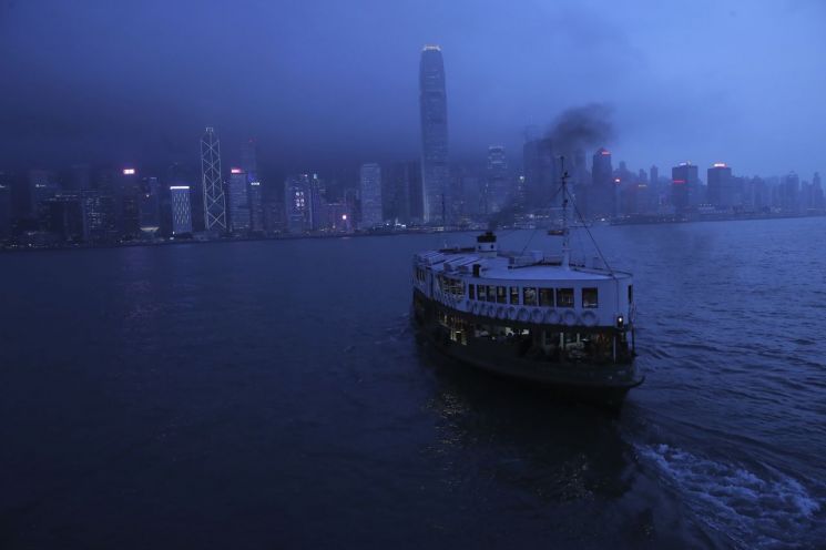英, 홍콩주민 무비자 방문 기간 연장-시민권 확대 의지…中 압박