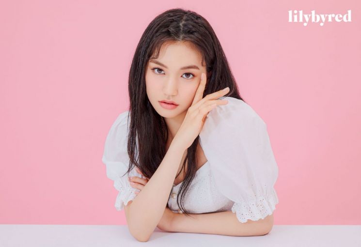 '시크+러블리' 김도연, 릴리바이레드 신규 모델