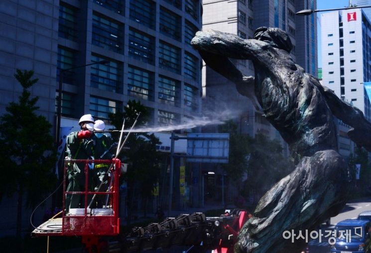 [포토]'시원하시죠?'