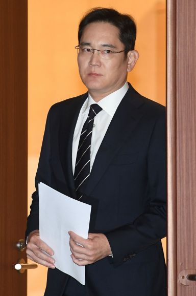 또 구속 갈림길에…이재용 부회장 '운명의 8일'