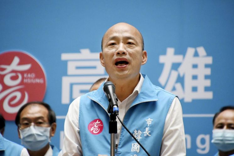 대만 총통선거 패배한 한궈위, 가오슝 시장서도 파면…"97% 찬성"