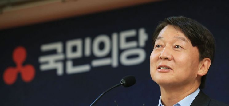 진중권, 또 작심 비판…"김대중·노무현 시절의 민주당 아냐"(종합)