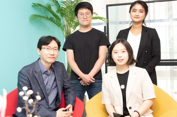 가시광선으로 약물의 ‘뼈대’를 만들었다