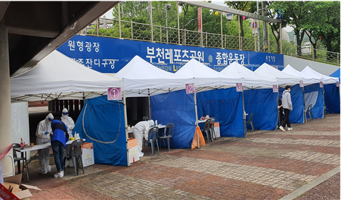 경기도, 에어컨 달린 검체채취 부스·컨테이너 긴급 제공