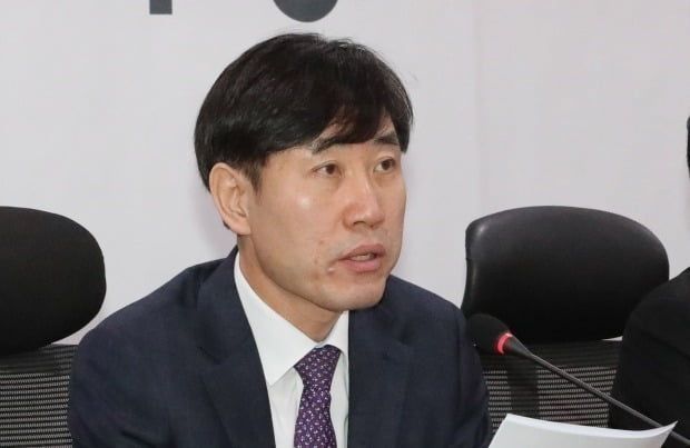 하태경 "친문, 진중권에 핏대 그만 세우고 북한 항의하길"