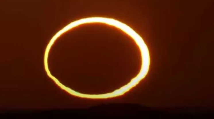 "태양 절반 가려진다" NASA, 금환식 영상 공개…놓치면 10년 뒤