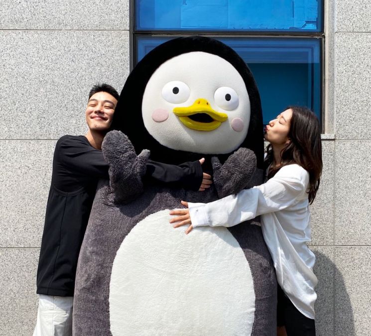 [인터뷰②]'#살아있다' 박신혜가 밝힌 #재난생존 #액션 #펭수 #서핑