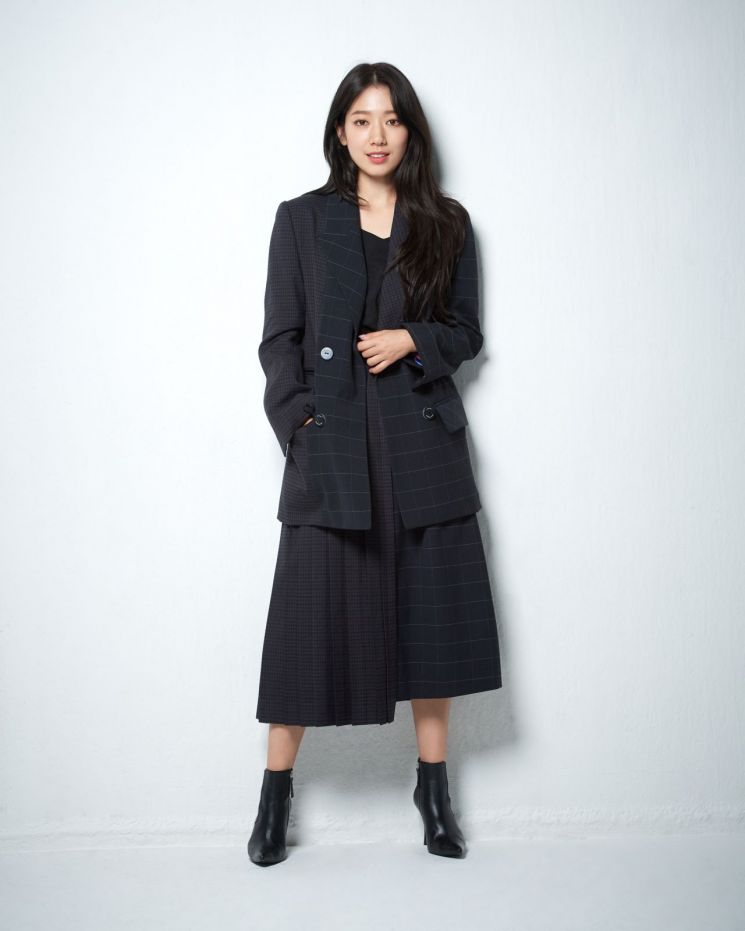 [인터뷰①]박신혜 "변신 향한 갈증多, 자연스러운 변화 아닐까요"