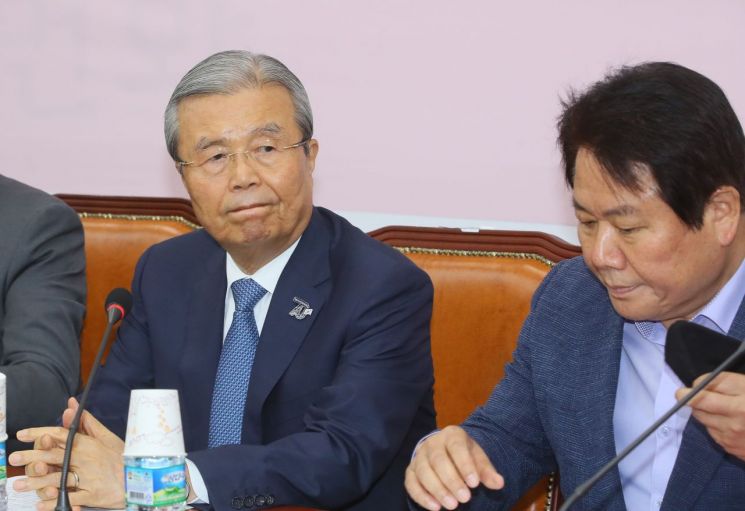 통합당, 총선백서 특위 ‘첫발’…김종인 “패배 원인 제대로 진단해야” 