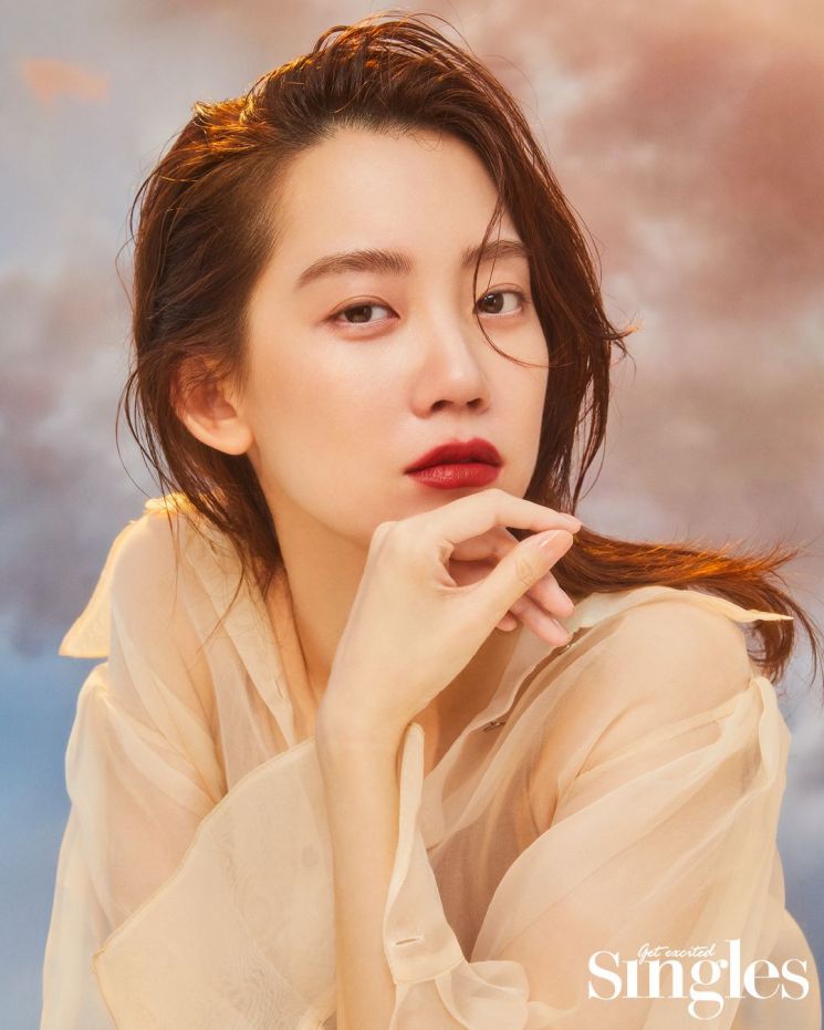 배우 신현빈 화보