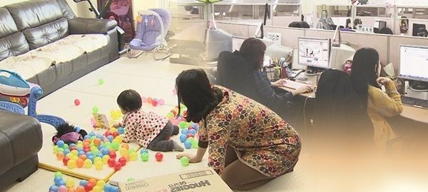 한 조사에 따르면 신종 코로나바이러스 감염증 발생 이후 본인 의지와 무관하게 실직을 경험한 비율은 비정규직·저임금·여성 노동자 등 취약집단에서 높게 나타났다./사진=연합뉴스