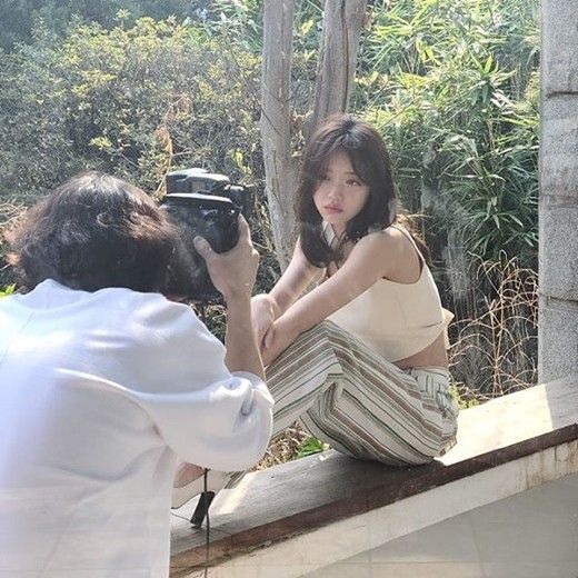 오마이걸 유아의 세련된 스타일링. 사진=유아 인스타그램