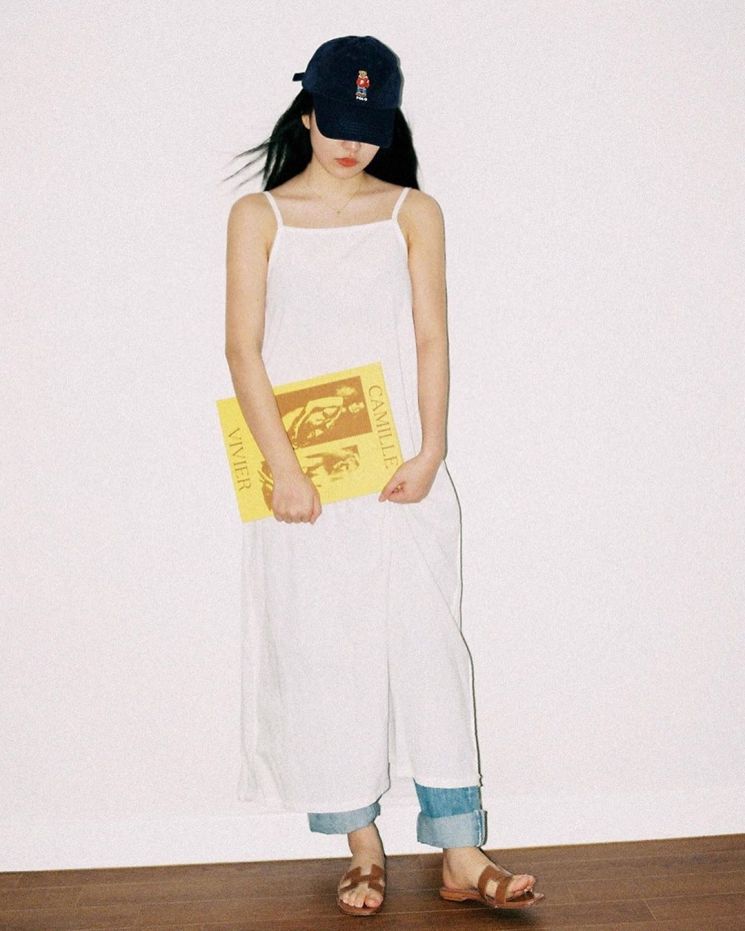 레드벨벳 예리의 슬리브리스 스타일링. 사진=예리 인스타그램