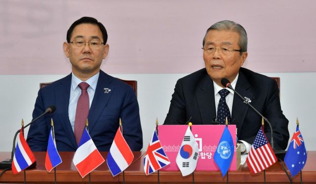 김종인 미래통합당 비대위원장이 25일 국회에서 열린 비상대책위원회의에 참석, 모두발언을 하고 있다./윤동주 기자 doso7@