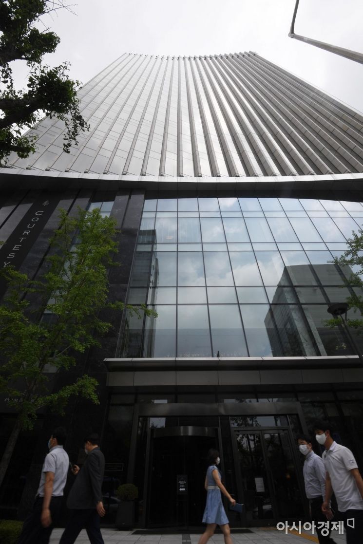 [포토] 광화문 포시즌스호텔 사우나 직원 코로나19 확진