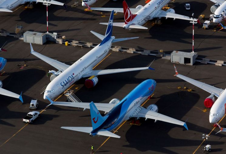 지난 11일(현지시간) 미국 워싱턴주 시애틀의 보잉 항공사 비행장에 배치된 보잉737맥스 기종 항공기들의 모습. 시애틀(미국)=로이터ㆍ연합뉴스