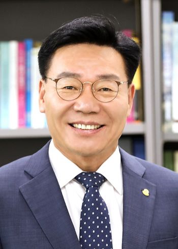 고동석 신임 함평부군수 공식 취임