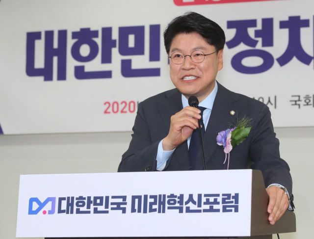 장제원 "김종인, 대권 후보 '수수께끼 놀이' 할 땐가"