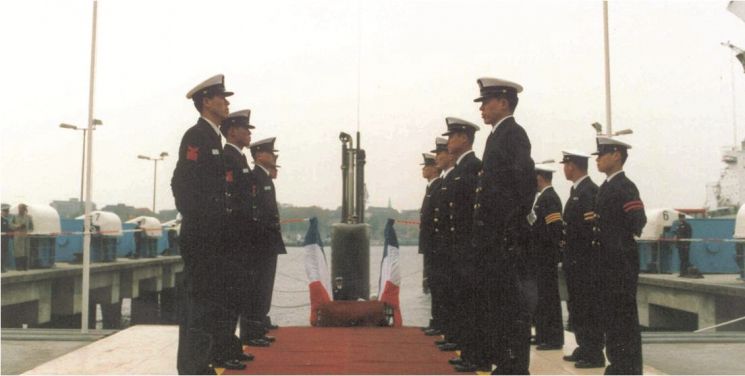 1992년 2월 독일 HDW조선소에서 인수한 한국해군 최초의 잠수함인 209급 1번함 ‘장보고함’ (사진제공=해군)