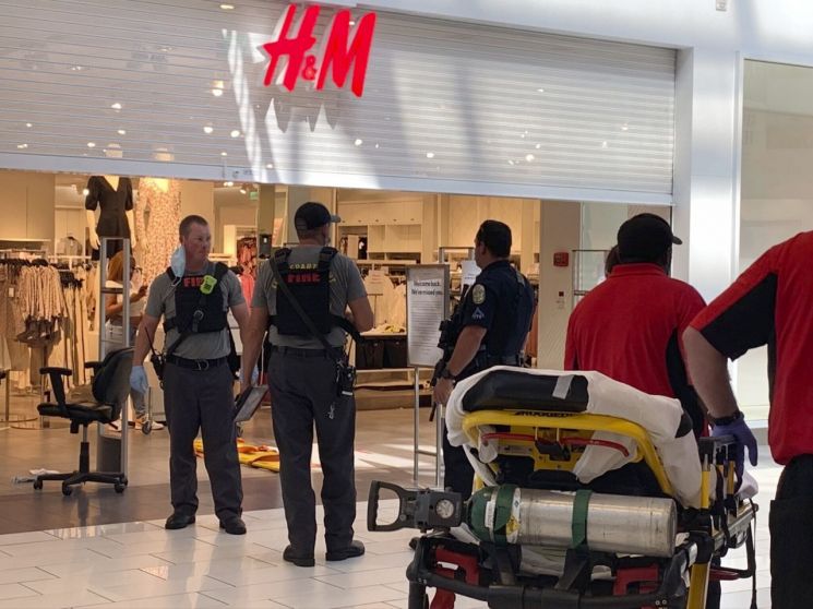 美 쇼핑몰서 총격사건 발생해 8세 아이 사망