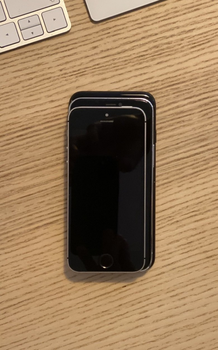 아이폰12 5.4인치, 아이폰SE보다 크고 아이폰7보다 작다