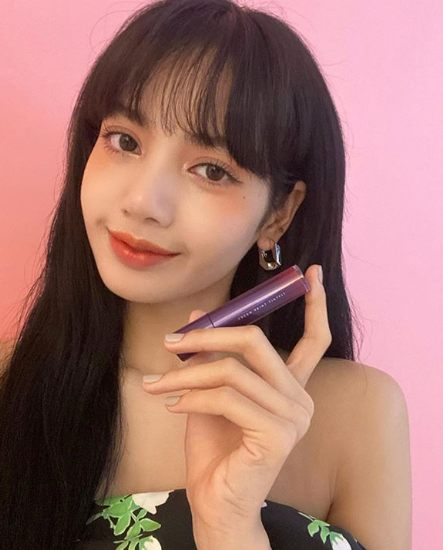 블핑 리사가 애정함! 상큼 터지는 립