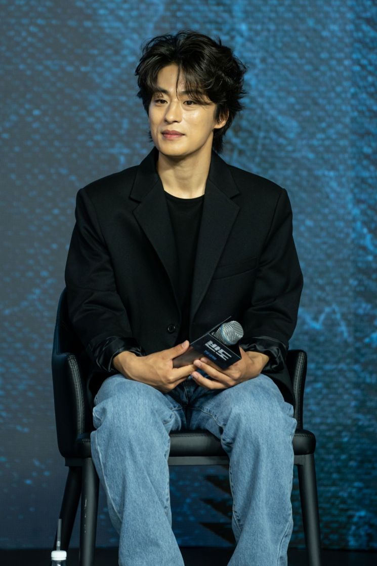 '반도' 구교환의 발견